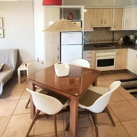 Diamantes 118 Wifi Pool Los Cristianos (Tenerife)